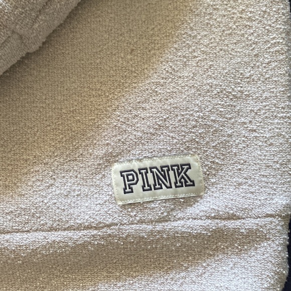 Long Victoria’s Secret PINK sweater - Picture 4 of 4